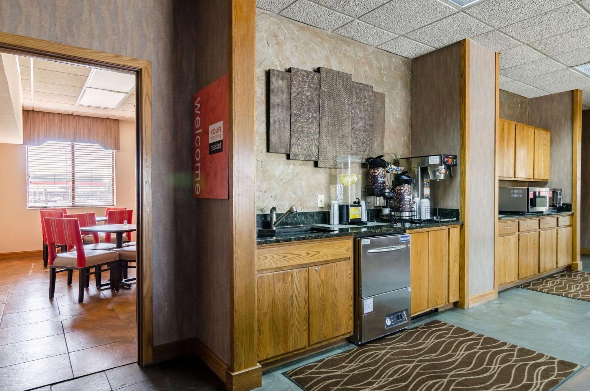 Comfort Inn Colby Exteriér fotografie